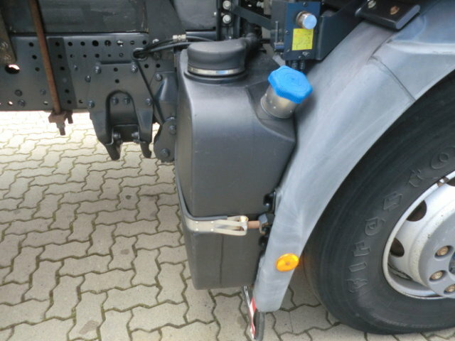 AT260S31Y/P 6x2 AT260S31Y/P 6x2 mit Kran Copma 150.3 - Kraanaga veoauto, Madelveok/ Platvormveok: pilt 5 AT260S31Y/P 6x2 AT260S31Y/P 6x2 mit Kran Copma 150.3 - Kraanaga veoauto, Madelveok/ Platvormveok: pilt 5