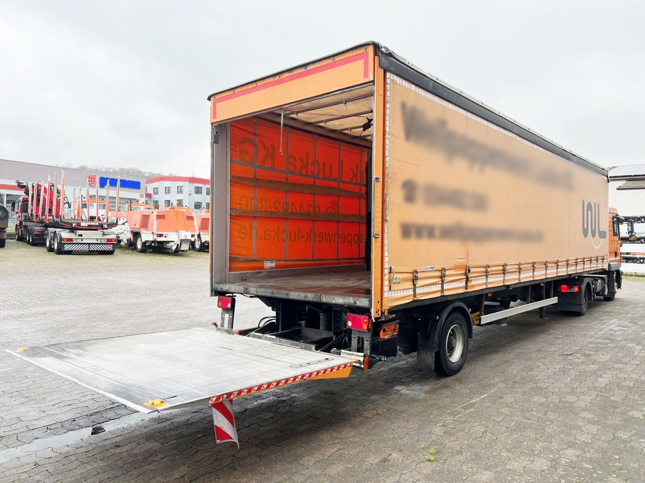 Ackermann PS-F 5.3/10.1 E SPS PS-F 5.3/10.1 E SPS, Edscha-Verdeck, LBW Dhollandia - Tentpoolhaagis: pilt 3 Ackermann PS-F 5.3/10.1 E SPS PS-F 5.3/10.1 E SPS, Edscha-Verdeck, LBW Dhollandia - Tentpoolhaagis: pilt 3