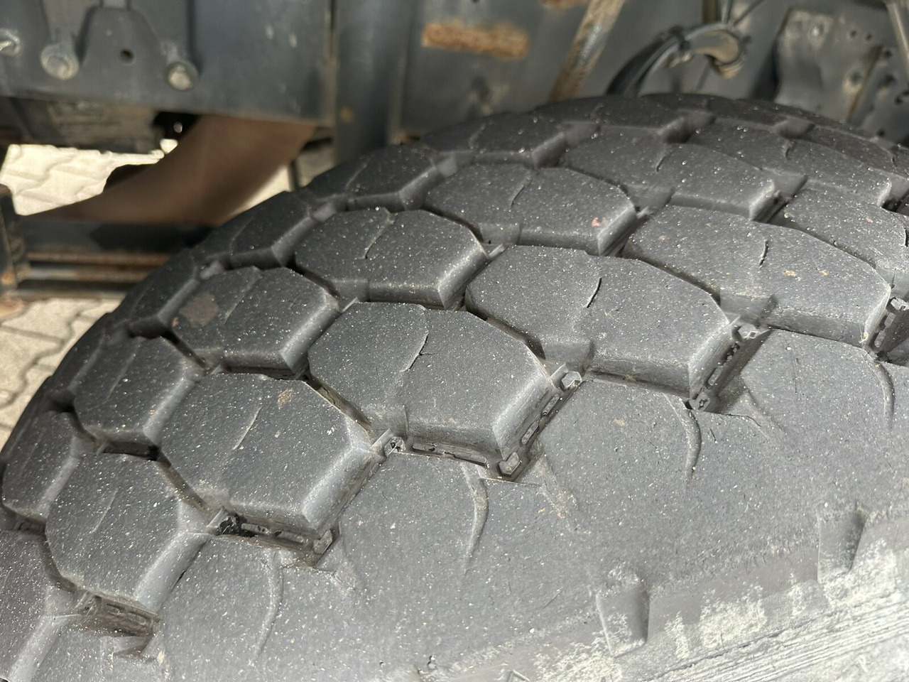 DAF CF 85.460 6x4 CF 85.460 6x4, Bordmatik links - Kallurauto: pilt 2 DAF CF 85.460 6x4 CF 85.460 6x4, Bordmatik links - Kallurauto: pilt 2