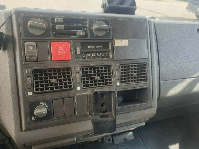 Euro Cargo ML 75E14 4x2 Euro Cargo ML 75E14 4x2 Getränkewagen, 6-Zylinder-Motor - Kasti veoauto: pilt 3 Euro Cargo ML 75E14 4x2 Euro Cargo ML 75E14 4x2 Getränkewagen, 6-Zylinder-Motor - Kasti veoauto: pilt 3