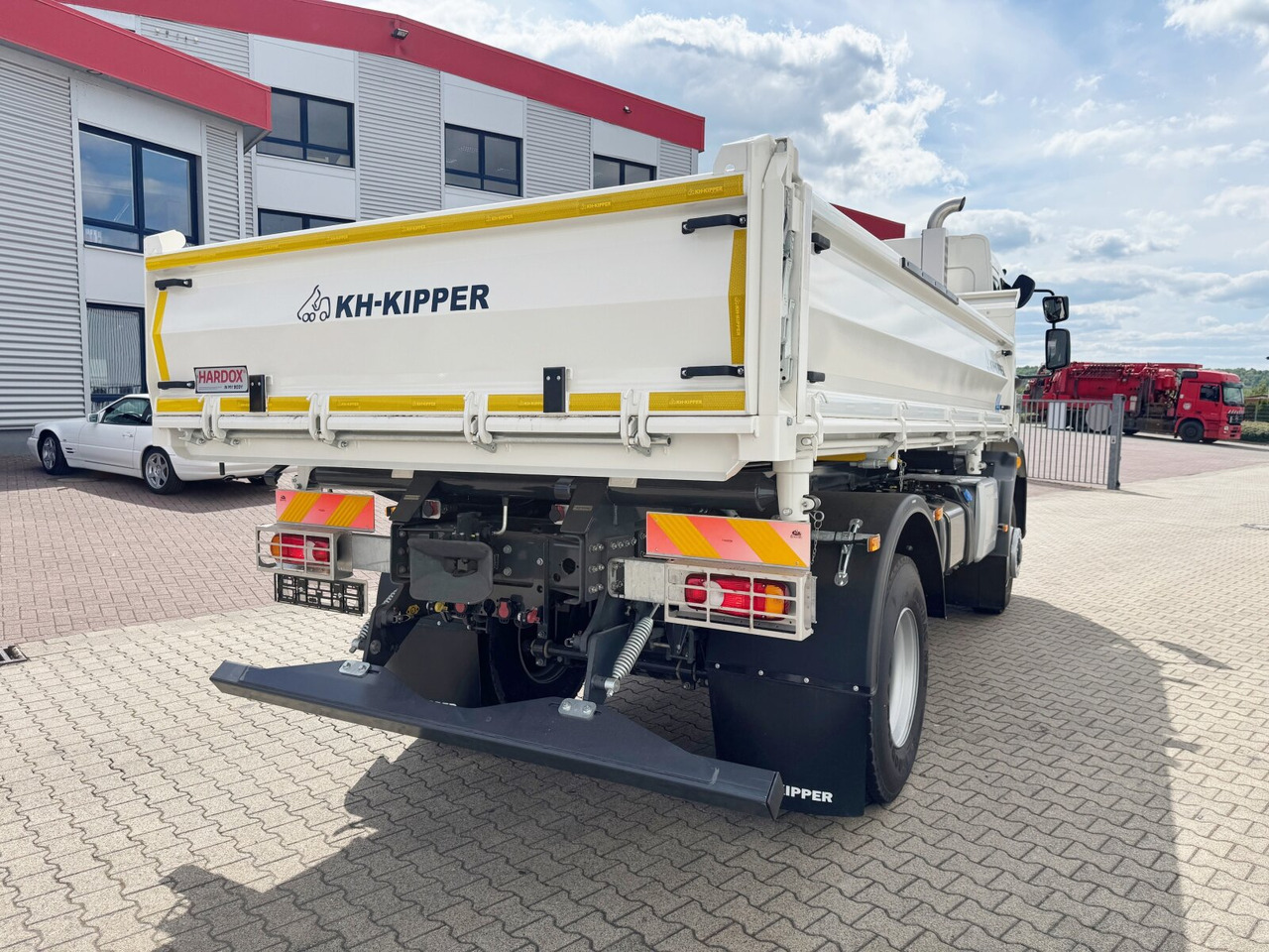 Uus Kallurauto FL 280 4x4 FL 280 4x4: pilt 10 Uus Kallurauto FL 280 4x4 FL 280 4x4: pilt 10