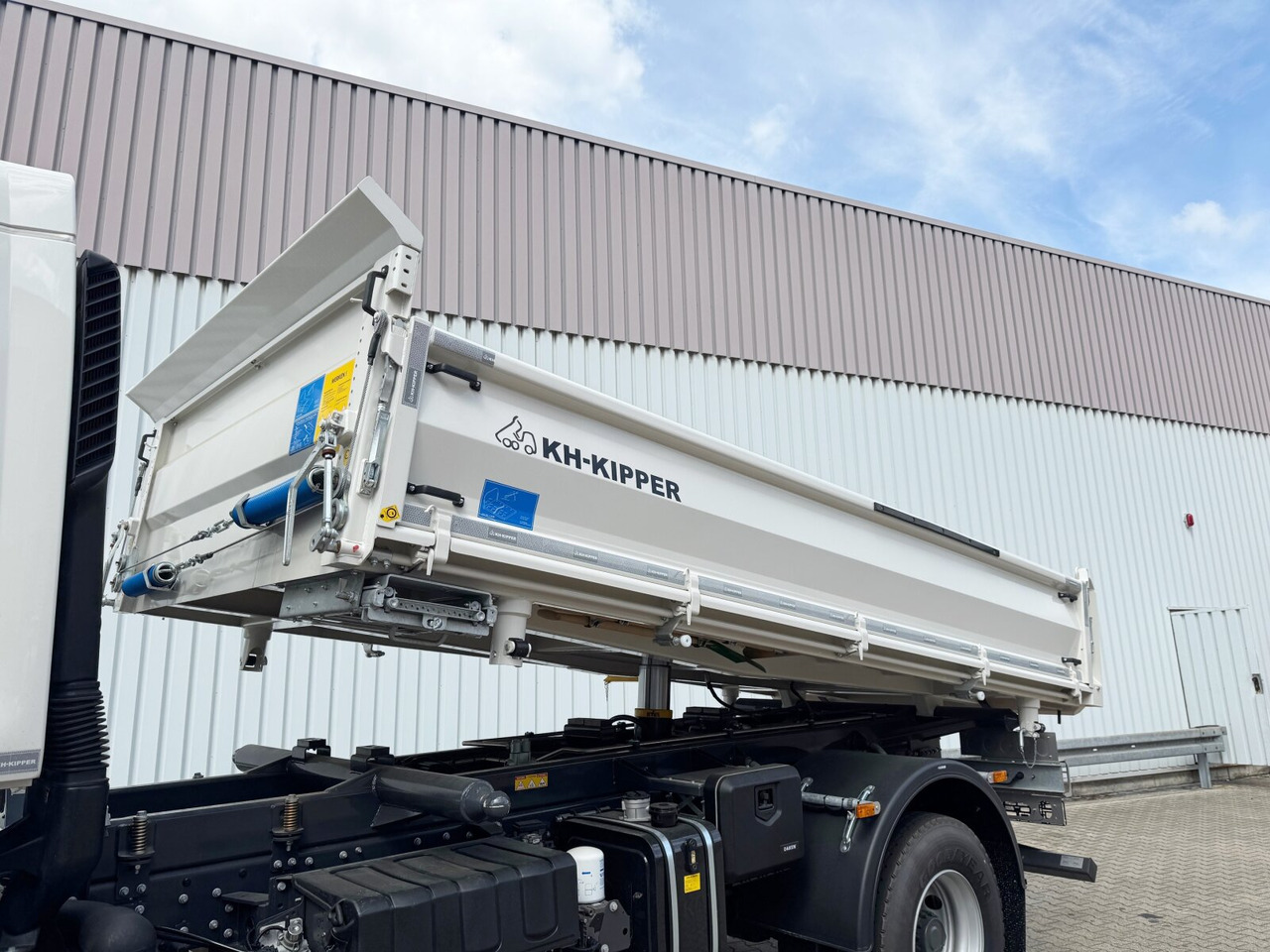 Uus Kallurauto FL 280 4x4 FL 280 4x4: pilt 14 Uus Kallurauto FL 280 4x4 FL 280 4x4: pilt 14