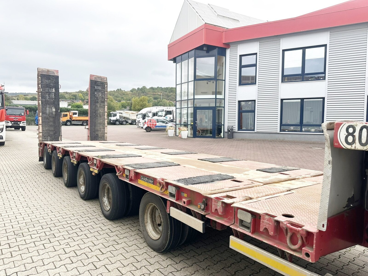 Madal platvormpoolhaagis transporditavad ained rasketehnika Goldhofer STZ L 6-67/80 A STZ-L 6-67/80 A, 6 Achsen, 86.000kg Ges.-Gew.: pilt 12