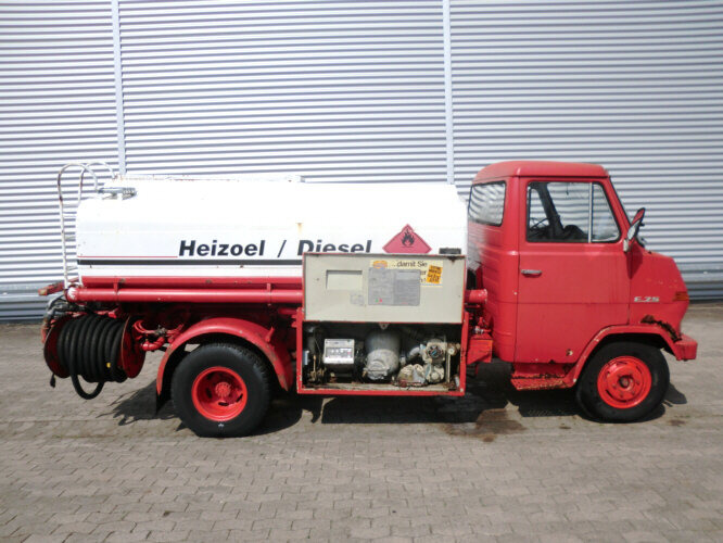 Hanomag F 75/35 Ki Hanomag-Henschel F 75/35 Ki, 5 cbm - Tsisternauto: pilt 4 Hanomag F 75/35 Ki Hanomag-Henschel F 75/35 Ki, 5 cbm - Tsisternauto: pilt 4