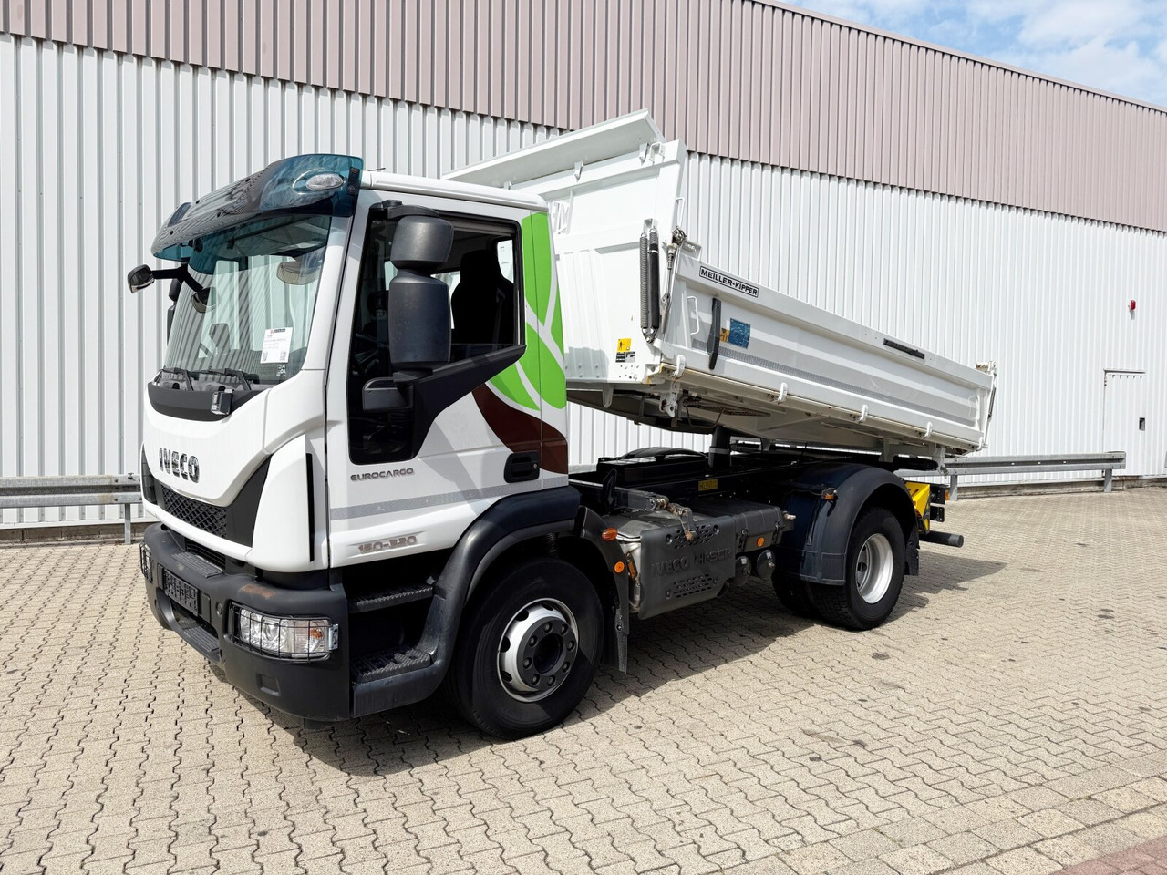 Iveco EuroCargo 150E32 K 4x2 EuroCargo 150E32 K 4x2, Meiller Kipper, 2x AHK - Kallurauto: pilt 1 Iveco EuroCargo 150E32 K 4x2 EuroCargo 150E32 K 4x2, Meiller Kipper, 2x AHK - Kallurauto: pilt 1