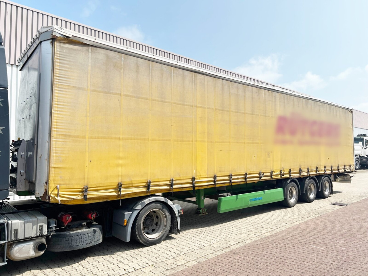 Krone SDP 27 eLCUQ-CS SDP 27 eLCUQ-CS, Coilmulde, Edscha-Verdeck, Hubdach, ca. 93m³ - Tentpoolhaagis: pilt 1 Krone SDP 27 eLCUQ-CS SDP 27 eLCUQ-CS, Coilmulde, Edscha-Verdeck, Hubdach, ca. 93m³ - Tentpoolhaagis: pilt 1