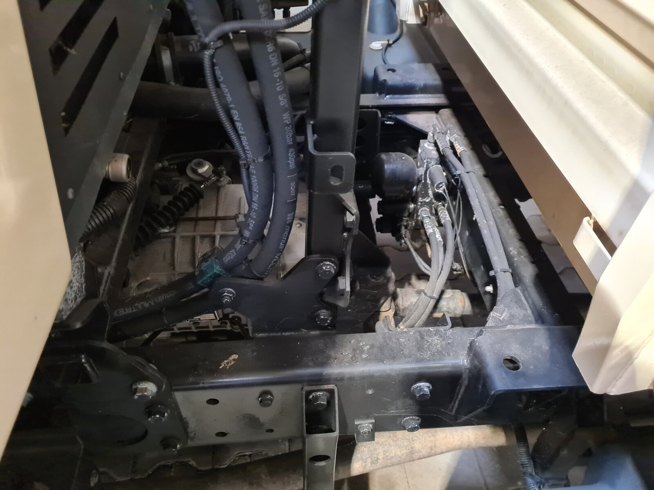 M 30 FUMO 4x4 DOKA M30 Fumo 4x4 Doka Kipper - Kallurauto: pilt 5 M 30 FUMO 4x4 DOKA M30 Fumo 4x4 Doka Kipper - Kallurauto: pilt 5