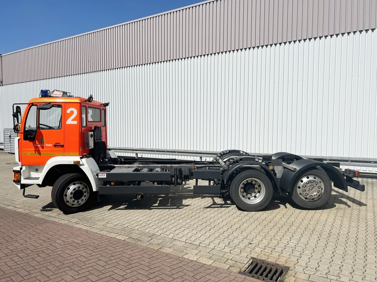 Kabiinišassiiga veoauto MAN 25/18.284 6x2-4 LL 25/18.284 6x2-4 LL, Retarder, Lenkachse: pilt 12