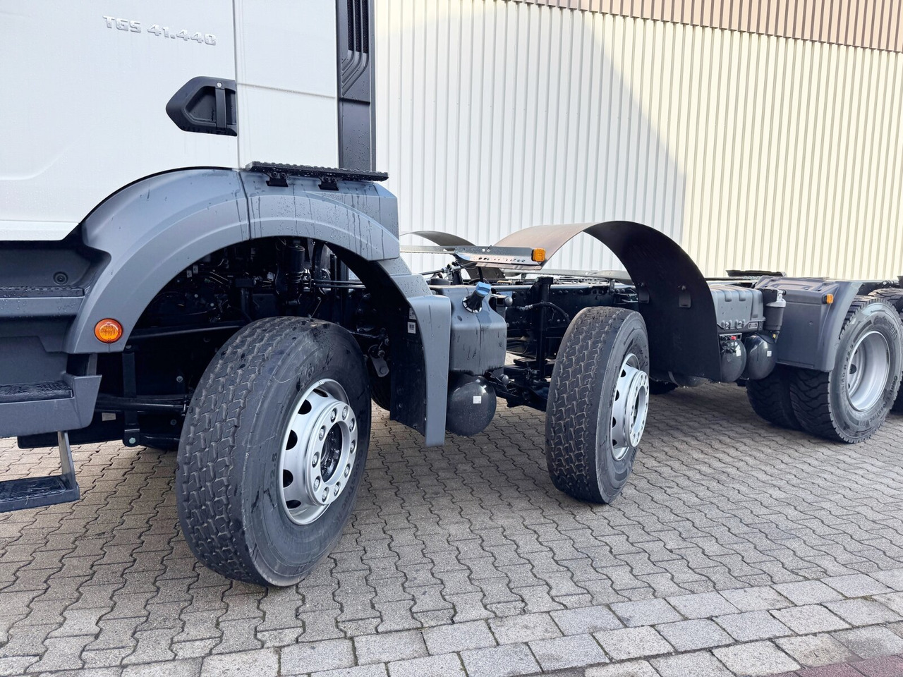 Uus Konkstõstukiga veoauto MAN 41.440 8x4 BB 41.440 8x4 BB: pilt 14