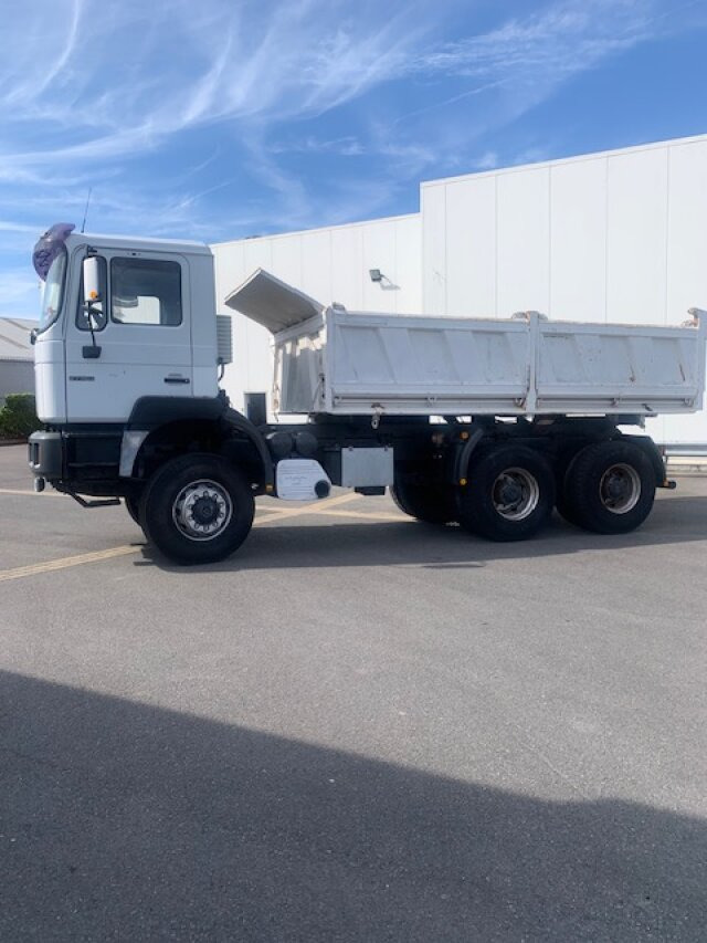 MAN T42 T42 6x6 - Kallurauto: pilt 1 MAN T42 T42 6x6 - Kallurauto: pilt 1