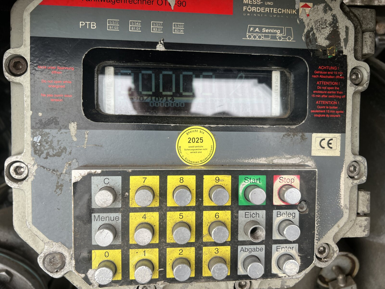 MAN TGA 26.400 6x2-4 BL TGA 26.400 6x2-4 BL, A1, Lenk-/Liftachse, ADR, Kässbohrer Tank ca. 20.820l, 3 Kammern - Tsisternauto: pilt 5 MAN TGA 26.400 6x2-4 BL TGA 26.400 6x2-4 BL, A1, Lenk-/Liftachse, ADR, Kässbohrer Tank ca. 20.820l, 3 Kammern - Tsisternauto: pilt 5