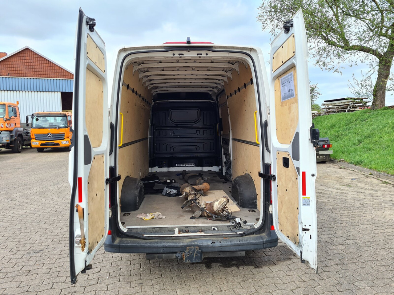 Kaubik MAN TGE 3.140 4x2 SB TGE 3.140 4x2 SB, hoch + lang: pilt 13