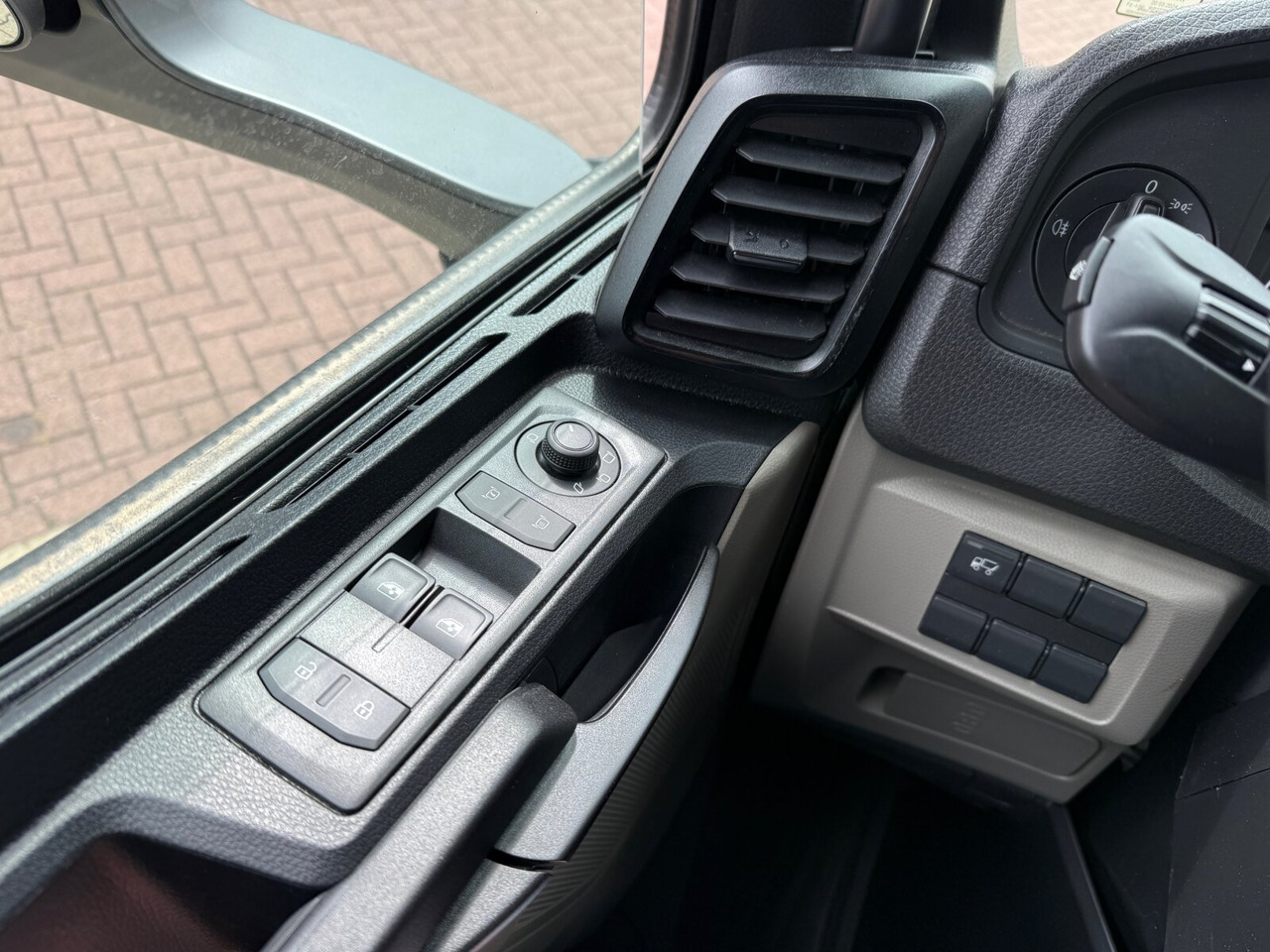 MAN TGL 12.250 4x2 BL CH TGL 12.250 4x2 BL CH, 6-Zylinder - Kabiinišassiiga veoauto: pilt 5 MAN TGL 12.250 4x2 BL CH TGL 12.250 4x2 BL CH, 6-Zylinder - Kabiinišassiiga veoauto: pilt 5