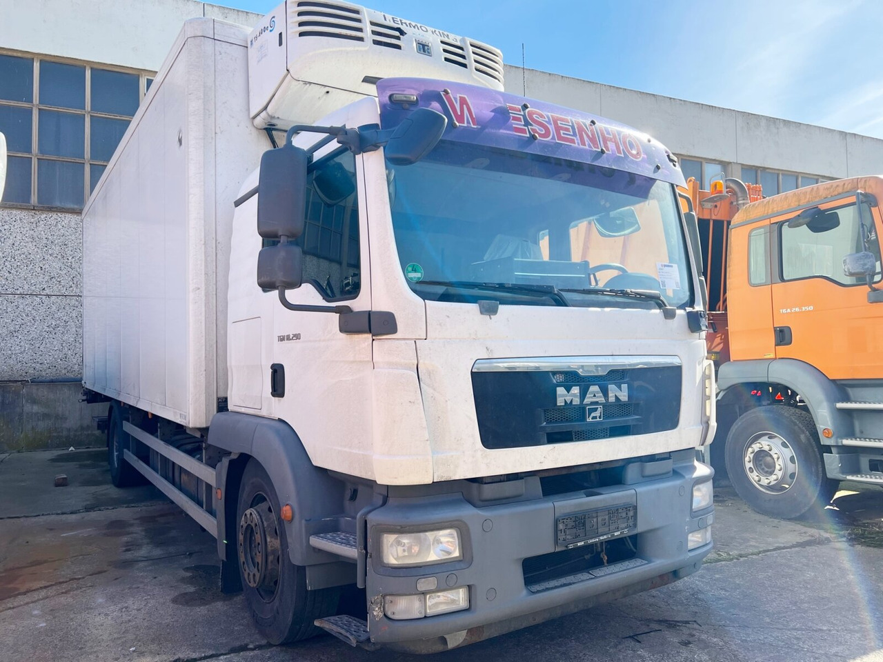 MAN TGM 18.290 4X2 LL TGM 18.290 4X2 LL, Tiefkühlkoffer, Thermoking, unterfaltbare MBB LBW - Külmutiga veoauto: pilt 1 MAN TGM 18.290 4X2 LL TGM 18.290 4X2 LL, Tiefkühlkoffer, Thermoking, unterfaltbare MBB LBW - Külmutiga veoauto: pilt 1