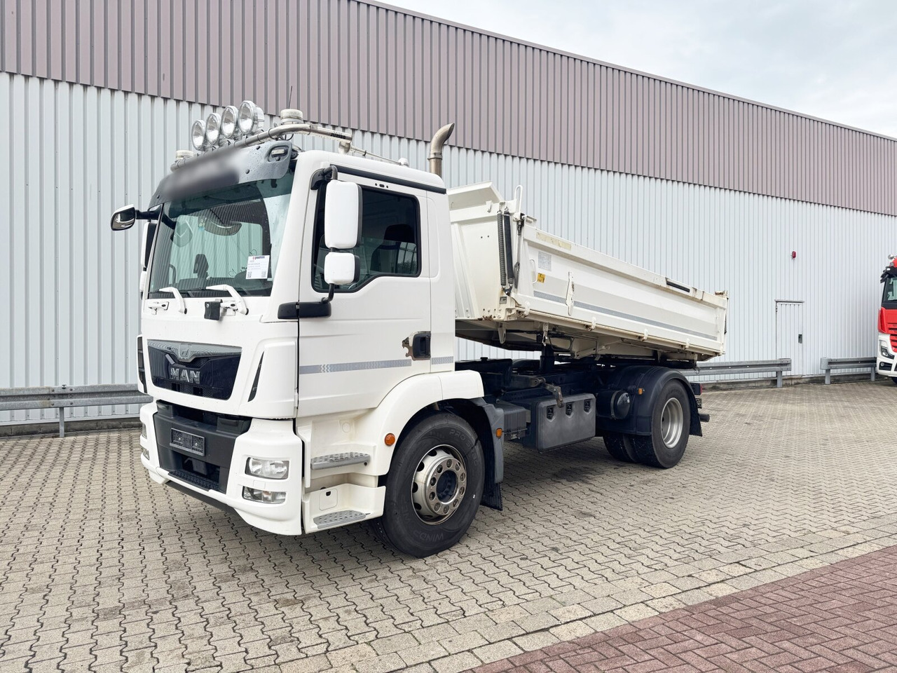 MAN TGM 18.340 4x2 BL TGM 18.340 4x2 BL - Kallurauto: pilt 1 MAN TGM 18.340 4x2 BL TGM 18.340 4x2 BL - Kallurauto: pilt 1