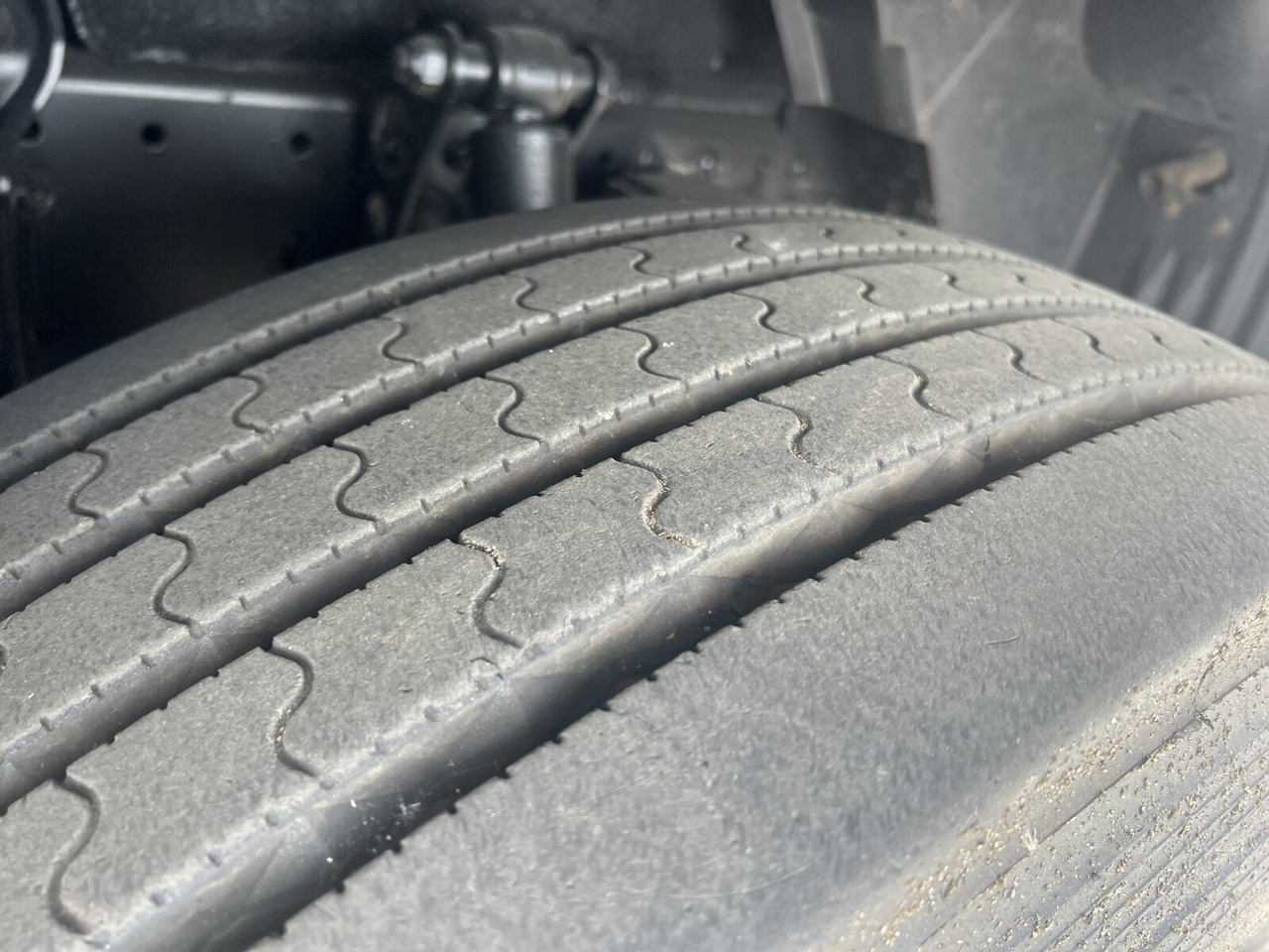 MAN TGS 18.320 4x2 BB TGS 18.320 4x2 BB, Tele-Absetzer - Nöörtõstukiga veoauto: pilt 4 MAN TGS 18.320 4x2 BB TGS 18.320 4x2 BB, Tele-Absetzer - Nöörtõstukiga veoauto: pilt 4