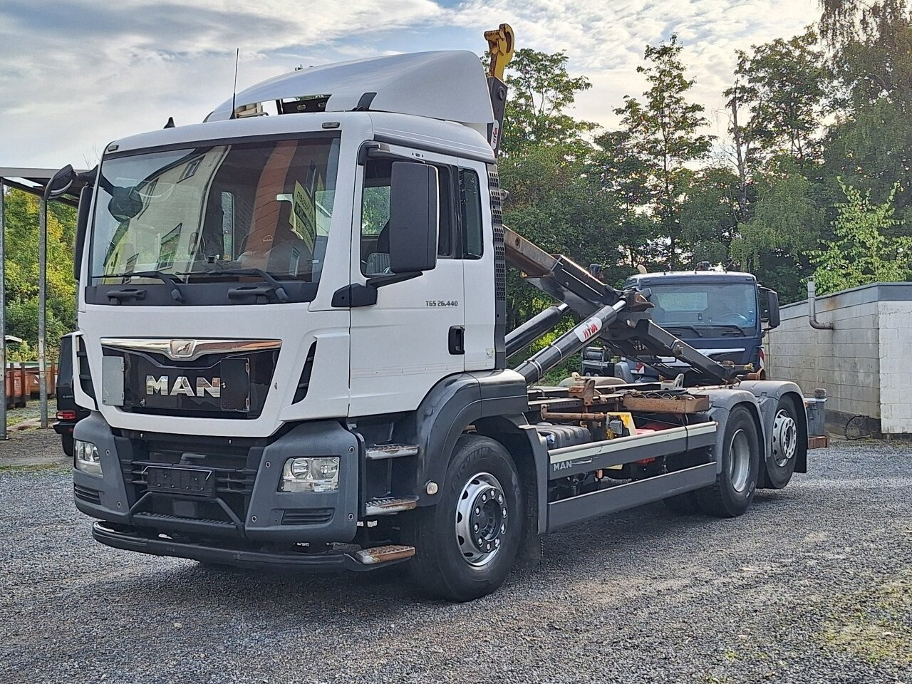 MAN TGS 26.440 6x2-4 BL TGS 26.440 6x2-4 BL, Intarder, Lenk-/Liftachse - Konkstõstukiga veoauto: pilt 2 MAN TGS 26.440 6x2-4 BL TGS 26.440 6x2-4 BL, Intarder, Lenk-/Liftachse - Konkstõstukiga veoauto: pilt 2