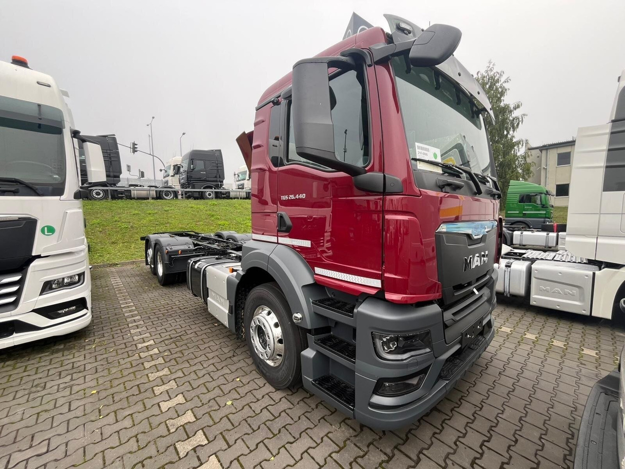 MAN TGS 26.440 6x2-4 LL CH TGS 26.440 6x2-4 LL CH, Lenk-/Liftachse, Navi, LED - Kabiinišassiiga veoauto: pilt 2 MAN TGS 26.440 6x2-4 LL CH TGS 26.440 6x2-4 LL CH, Lenk-/Liftachse, Navi, LED - Kabiinišassiiga veoauto: pilt 2