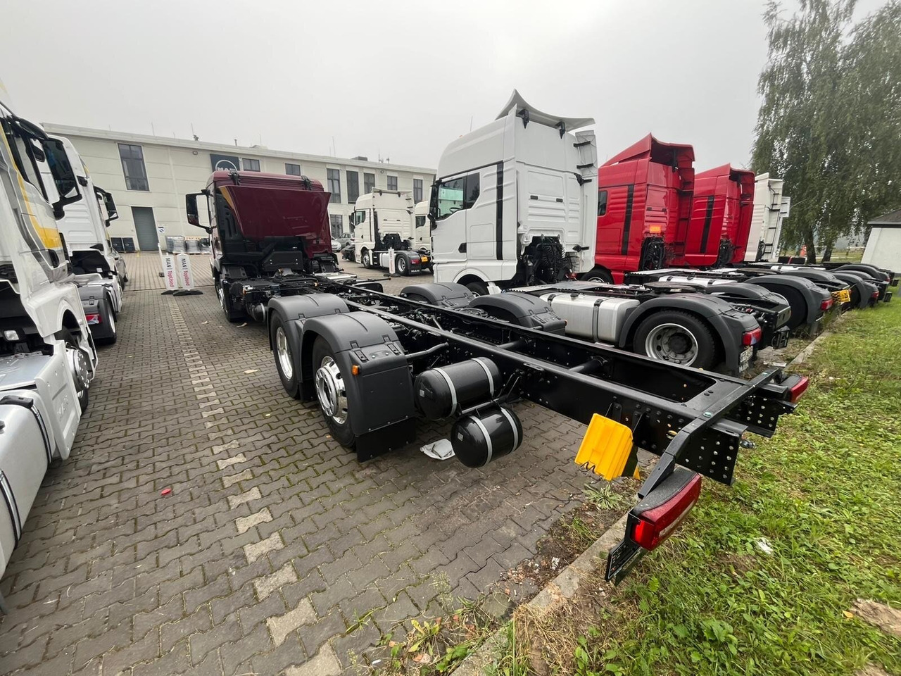 MAN TGS 26.440 6x2-4 LL CH TGS 26.440 6x2-4 LL CH, Lenk-/Liftachse, Navi, LED - Kabiinišassiiga veoauto: pilt 4 MAN TGS 26.440 6x2-4 LL CH TGS 26.440 6x2-4 LL CH, Lenk-/Liftachse, Navi, LED - Kabiinišassiiga veoauto: pilt 4