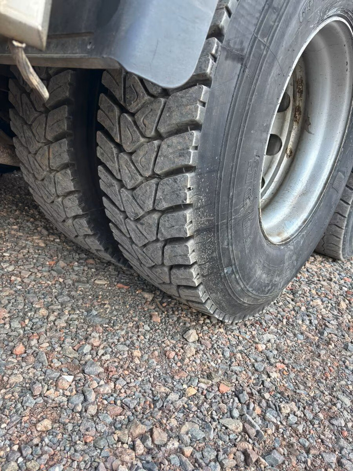 MAN TGS 26.480 6x4/45 BL TGS 26.480 6x4/45 BL, Klima, Intarder, Hyva 20.60 S bis 7 m Container, - Konkstõstukiga veoauto: pilt 3 MAN TGS 26.480 6x4/45 BL TGS 26.480 6x4/45 BL, Klima, Intarder, Hyva 20.60 S bis 7 m Container, - Konkstõstukiga veoauto: pilt 3