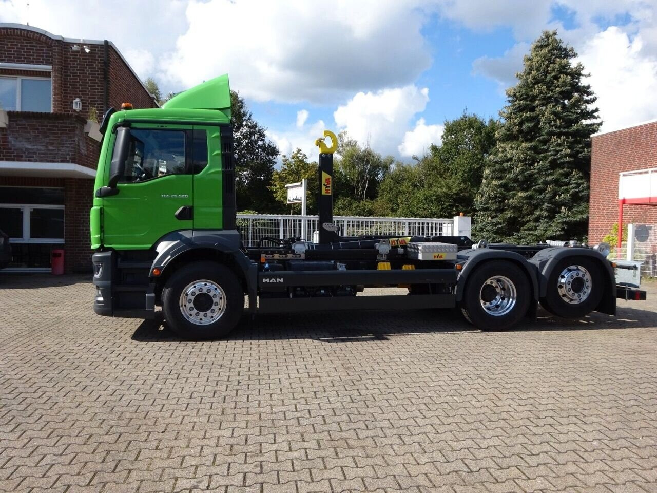 MAN TGS 26.520 6x2-2 BL TGS 26.520 6x2-2 BL, Liftachse - Konkstõstukiga veoauto: pilt 2 MAN TGS 26.520 6x2-2 BL TGS 26.520 6x2-2 BL, Liftachse - Konkstõstukiga veoauto: pilt 2