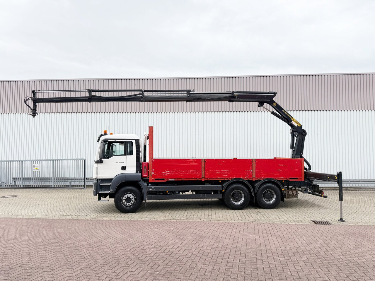 MAN TGS 33.400 6x4 BB TGS 33.400 6x4 BB, Navi, Heckkran PK18002-EH C, Funk - Kraanaga veoauto, Madelveok/ Platvormveok: pilt 2 MAN TGS 33.400 6x4 BB TGS 33.400 6x4 BB, Navi, Heckkran PK18002-EH C, Funk - Kraanaga veoauto, Madelveok/ Platvormveok: pilt 2