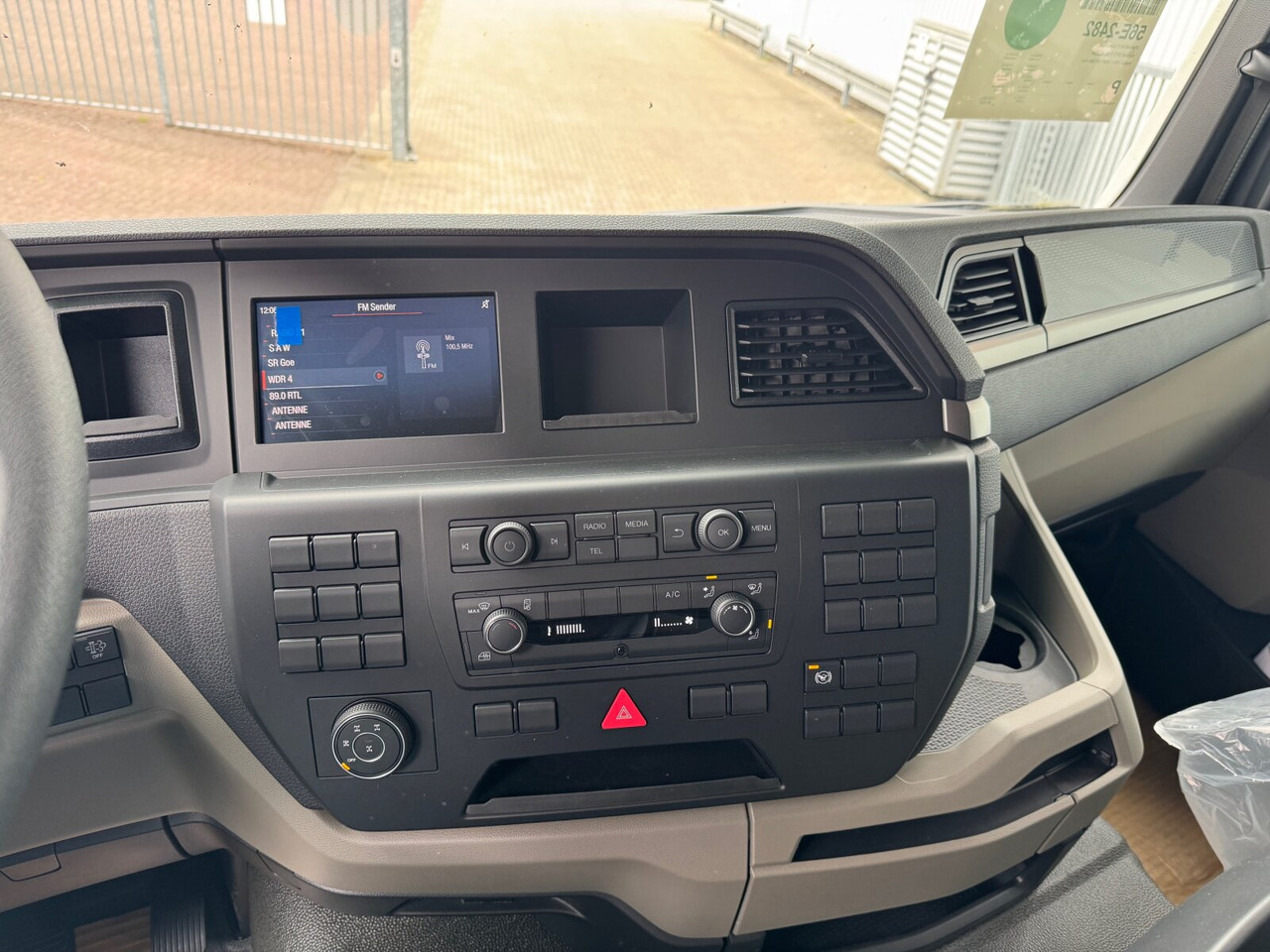 MAN TGS 33.480 6x6 BB CH TGS 33.480 6x6 BB CH, Hohe Bauart, Nebenantrieb - Kabiinišassiiga veoauto: pilt 5 MAN TGS 33.480 6x6 BB CH TGS 33.480 6x6 BB CH, Hohe Bauart, Nebenantrieb - Kabiinišassiiga veoauto: pilt 5