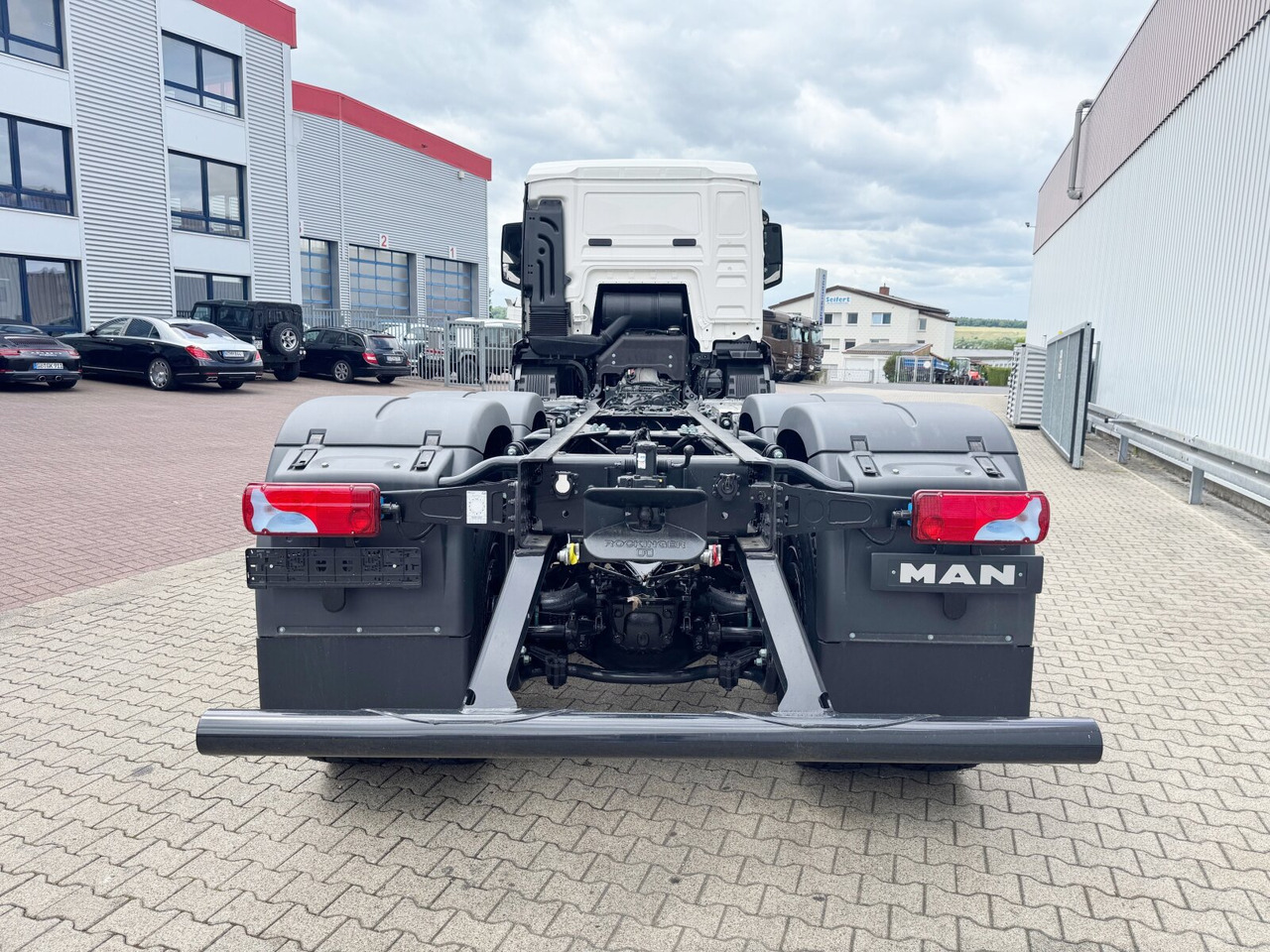 Uus Kallurauto MAN TGS 33.480 6x6 BB CH TGS 33.480 6x6 BB CH, Hohe Bauart, Nebenantrieb: pilt 12