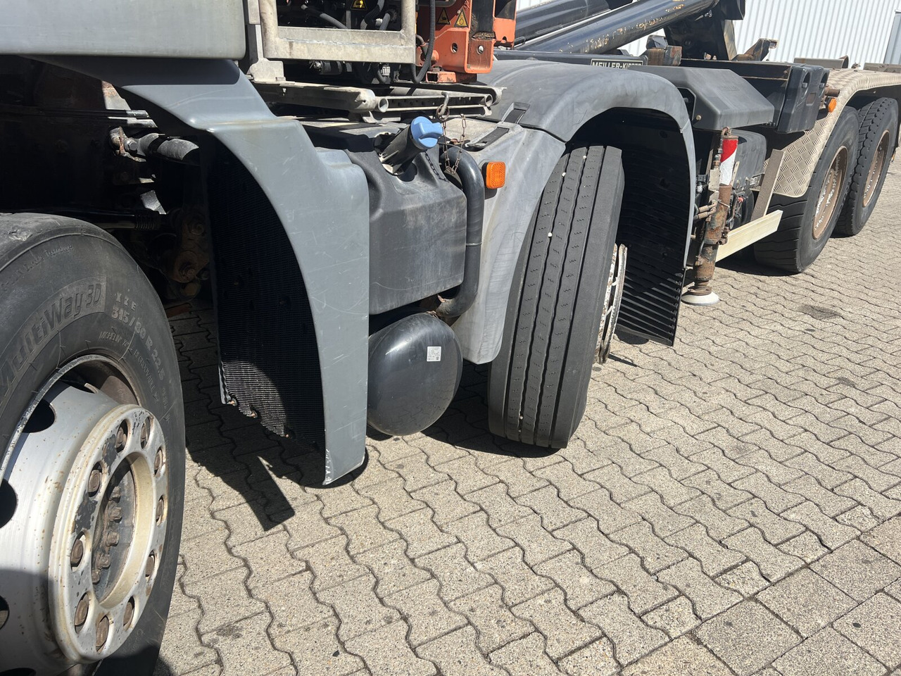 MAN TGS 35.440 8x4 BL TGS 35.440 8x4 BL, Meiller 19.62, Atlas Kran 135.2-A3, Funk - Konkstõstukiga veoauto, Kraanaga veoauto: pilt 5 MAN TGS 35.440 8x4 BL TGS 35.440 8x4 BL, Meiller 19.62, Atlas Kran 135.2-A3, Funk - Konkstõstukiga veoauto, Kraanaga veoauto: pilt 5