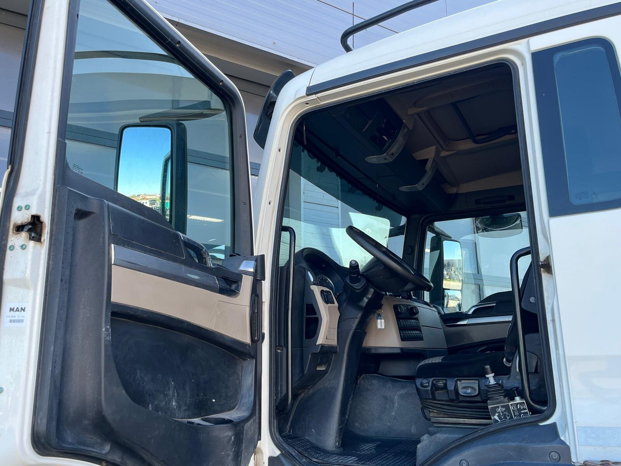 MAN TGS 35.460 8X4 BB TGS 35.460 8X4 BB, Meiller Bordmatik 13m³ - Kallurauto: pilt 4 MAN TGS 35.460 8X4 BB TGS 35.460 8X4 BB, Meiller Bordmatik 13m³ - Kallurauto: pilt 4