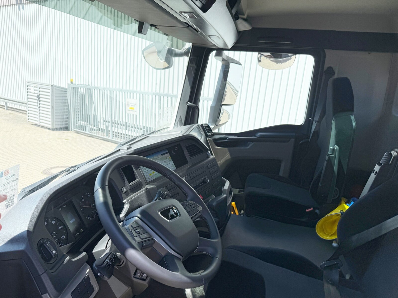 Uus Kabiinišassiiga veoauto MAN TGS 35.470 8x4-4 BL TGS 35.470 8x4-4 BL, Lenk-/Liftachse, Navi, Motorabtrieb: pilt 15
