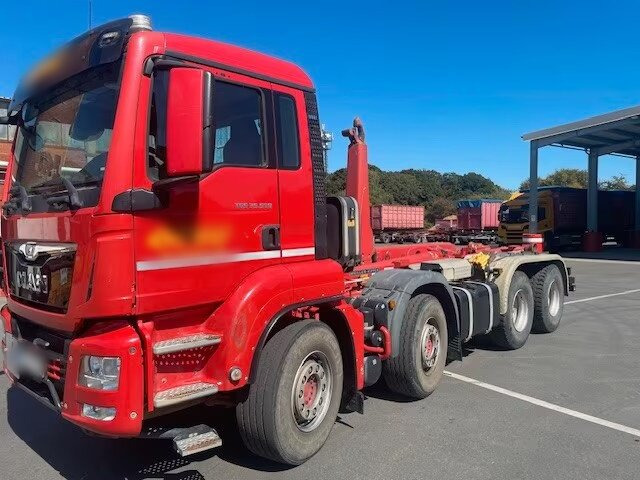 MAN TGS 35.500 8x4 BB TGS 35.500 8x4 BB, Pritarder, Meiller RK 30.65 - Konkstõstukiga veoauto: pilt 1 MAN TGS 35.500 8x4 BB TGS 35.500 8x4 BB, Pritarder, Meiller RK 30.65 - Konkstõstukiga veoauto: pilt 1