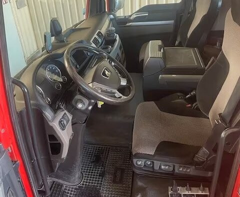 MAN TGS 35.500 8x4 BB TGS 35.500 8x4 BB, Pritarder, Meiller RK 30.65 - Konkstõstukiga veoauto: pilt 2 MAN TGS 35.500 8x4 BB TGS 35.500 8x4 BB, Pritarder, Meiller RK 30.65 - Konkstõstukiga veoauto: pilt 2