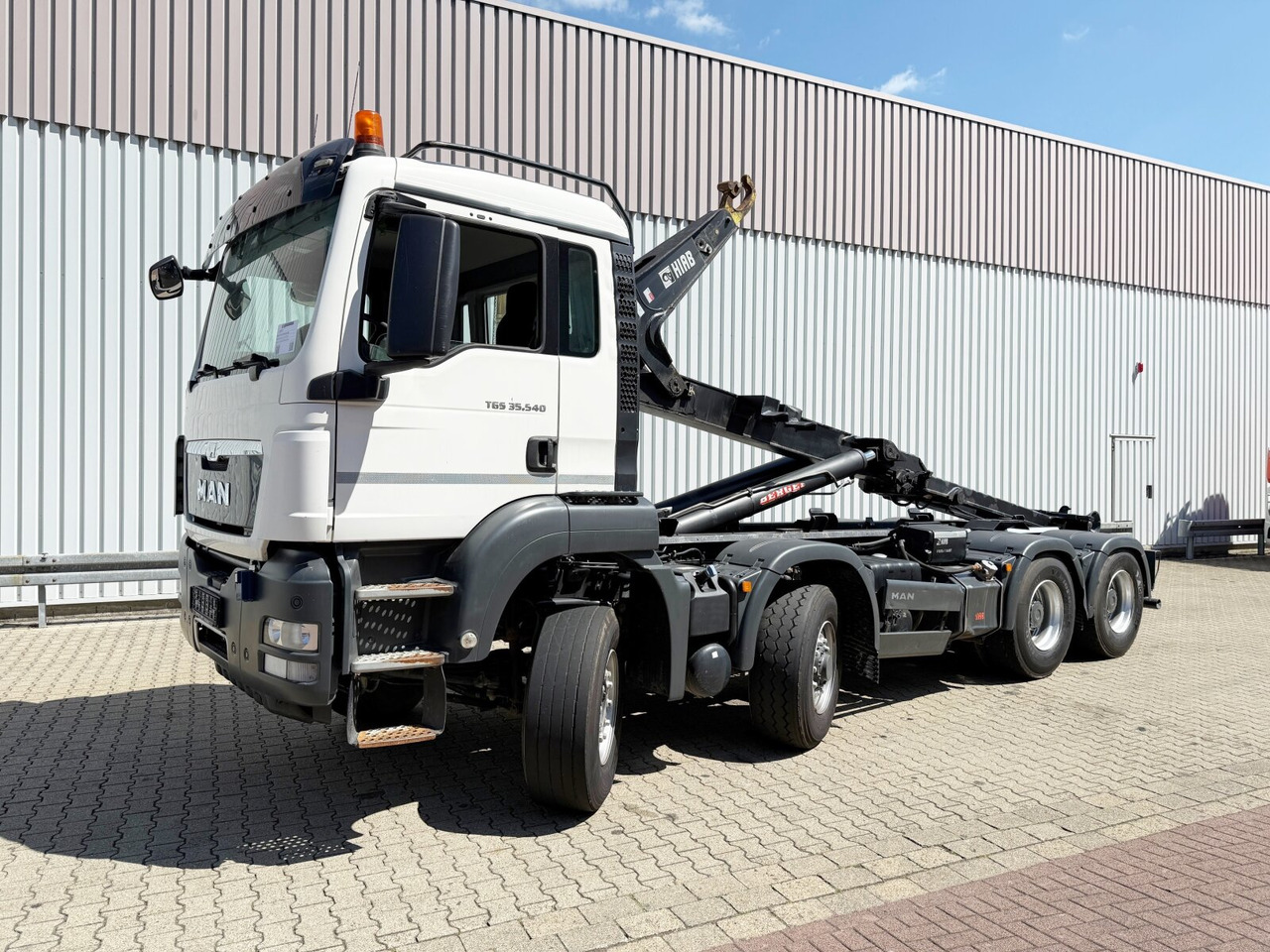 MAN TGS 35.540 8x6H BL TGS 35.540 8x6H BL, HydroDrive, PriTrader, Hiab Abrollkipper bis 7 m - Konkstõstukiga veoauto: pilt 1 MAN TGS 35.540 8x6H BL TGS 35.540 8x6H BL, HydroDrive, PriTrader, Hiab Abrollkipper bis 7 m - Konkstõstukiga veoauto: pilt 1