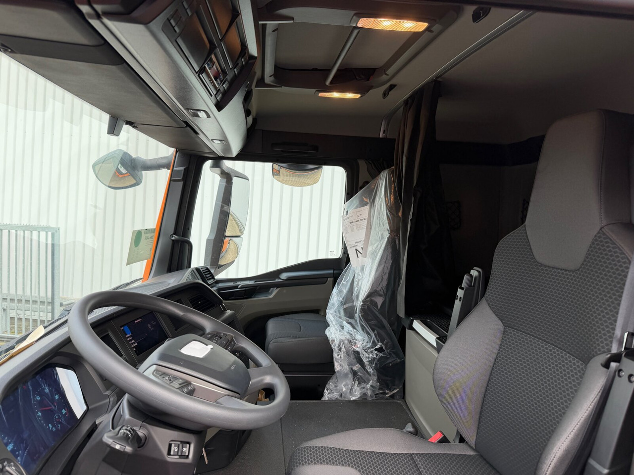 MAN TGS 41.440 8x4 BB CH TGS 41.440 8x4 BB CH, Retarder, MEHRFACH VORHANDEN! - Kabiinišassiiga veoauto: pilt 3 MAN TGS 41.440 8x4 BB CH TGS 41.440 8x4 BB CH, Retarder, MEHRFACH VORHANDEN! - Kabiinišassiiga veoauto: pilt 3