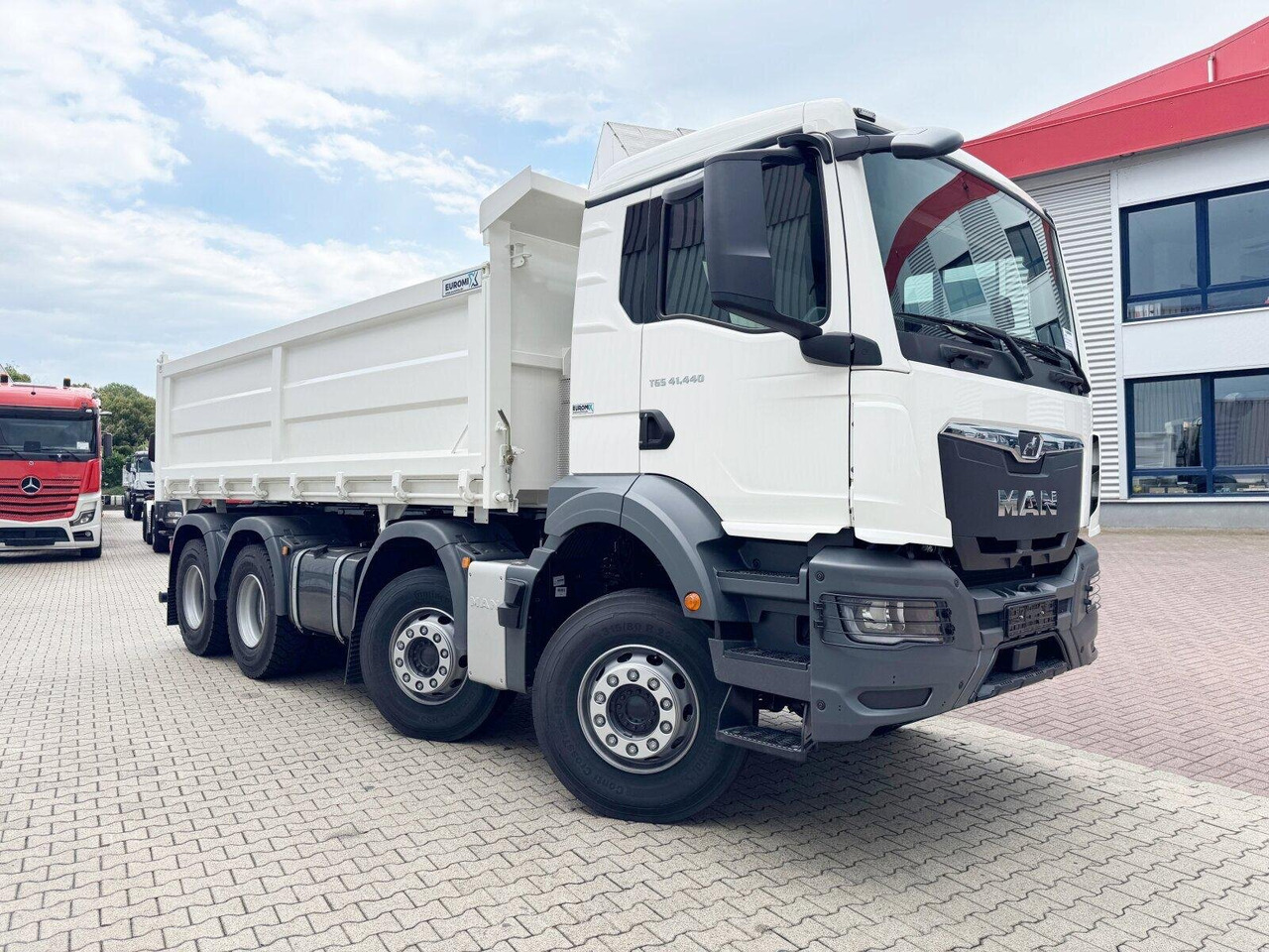 MAN TGS 41.440 8x4 BB TGS 41.440 8x4 BB, Bordmatik, ca. 16m³ - Kallurauto: pilt 5 MAN TGS 41.440 8x4 BB TGS 41.440 8x4 BB, Bordmatik, ca. 16m³ - Kallurauto: pilt 5