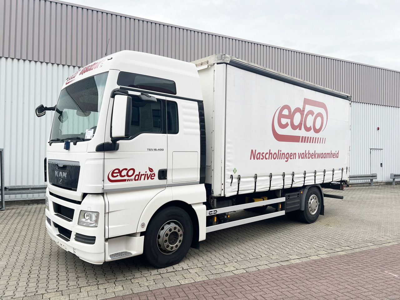 MAN TGX 18.400 4X2 BL TGX 18.400 4X2 BL, Fahrschule, 2x AHK, 6 Sitzer - Madelveok/ Platvormveok: pilt 1 MAN TGX 18.400 4X2 BL TGX 18.400 4X2 BL, Fahrschule, 2x AHK, 6 Sitzer - Madelveok/ Platvormveok: pilt 1