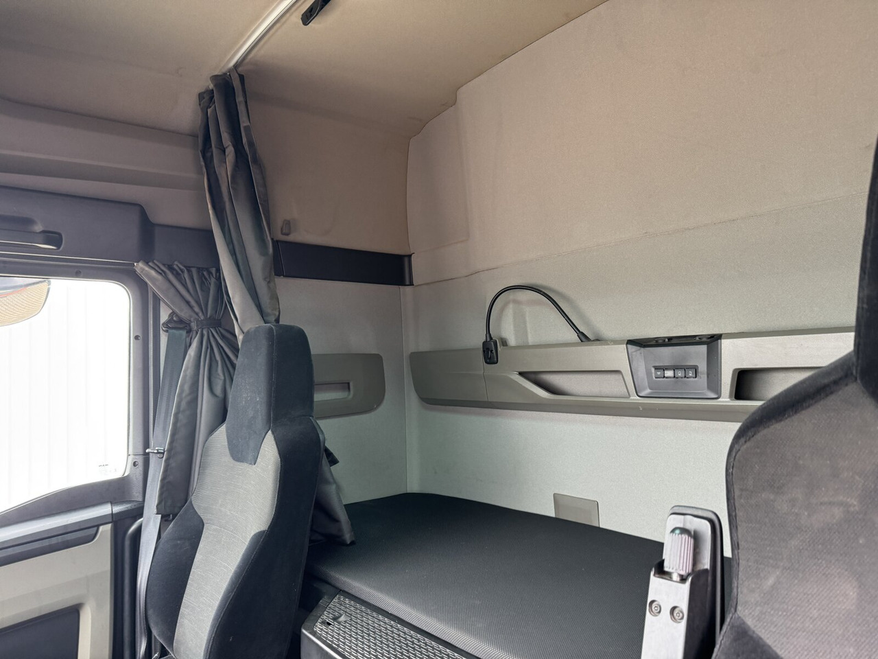 Konkstõstukiga veoauto MAN TGX 26.470 6X2-4 BL TGX 26.470 6X2-4 BL, Lenk-/Liftachse, XLX-Fahrerhaus, VDL Abrollanlage 7m: pilt 5
