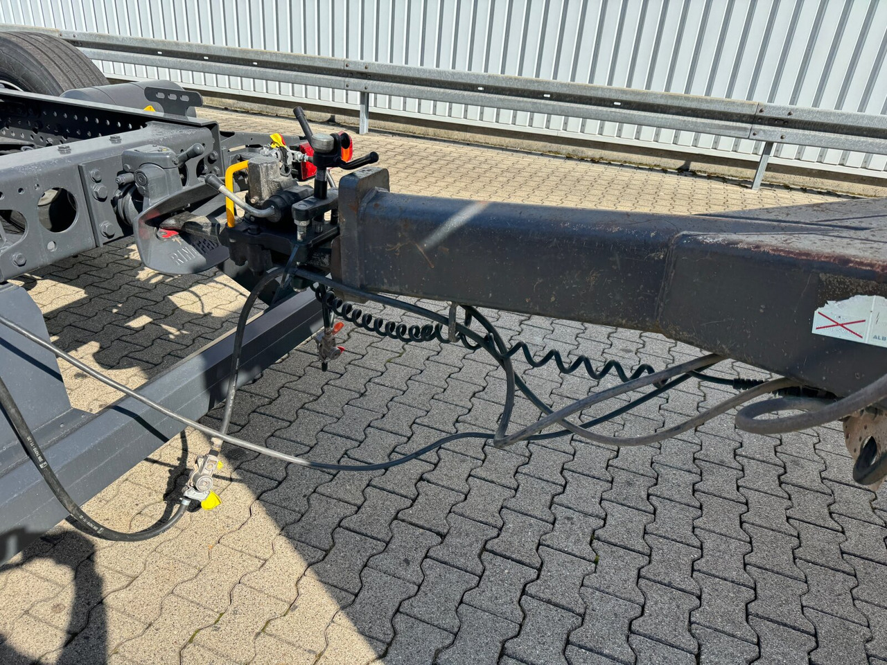 Meiller Meiller MZDA 18/2 Meiller MZDA 18/2, geteilte Alu-Bordwände, ca. 11m³ - Kalluri järelhaagis: pilt 2 Meiller Meiller MZDA 18/2 Meiller MZDA 18/2, geteilte Alu-Bordwände, ca. 11m³ - Kalluri järelhaagis: pilt 2