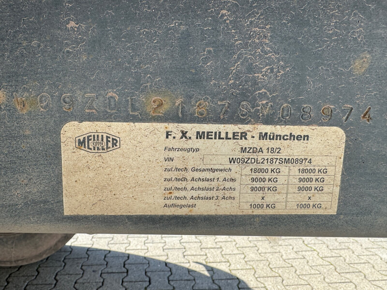 Meiller Meiller MZDA 18/2 Meiller MZDA 18/2, geteilte Alu-Bordwände, ca. 11m³ - Kalluri järelhaagis: pilt 3 Meiller Meiller MZDA 18/2 Meiller MZDA 18/2, geteilte Alu-Bordwände, ca. 11m³ - Kalluri järelhaagis: pilt 3
