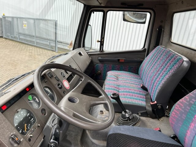 Mercedes-Benz 811 K 4x2 811 K 4x2 - Kallurauto: pilt 2 Mercedes-Benz 811 K 4x2 811 K 4x2 - Kallurauto: pilt 2