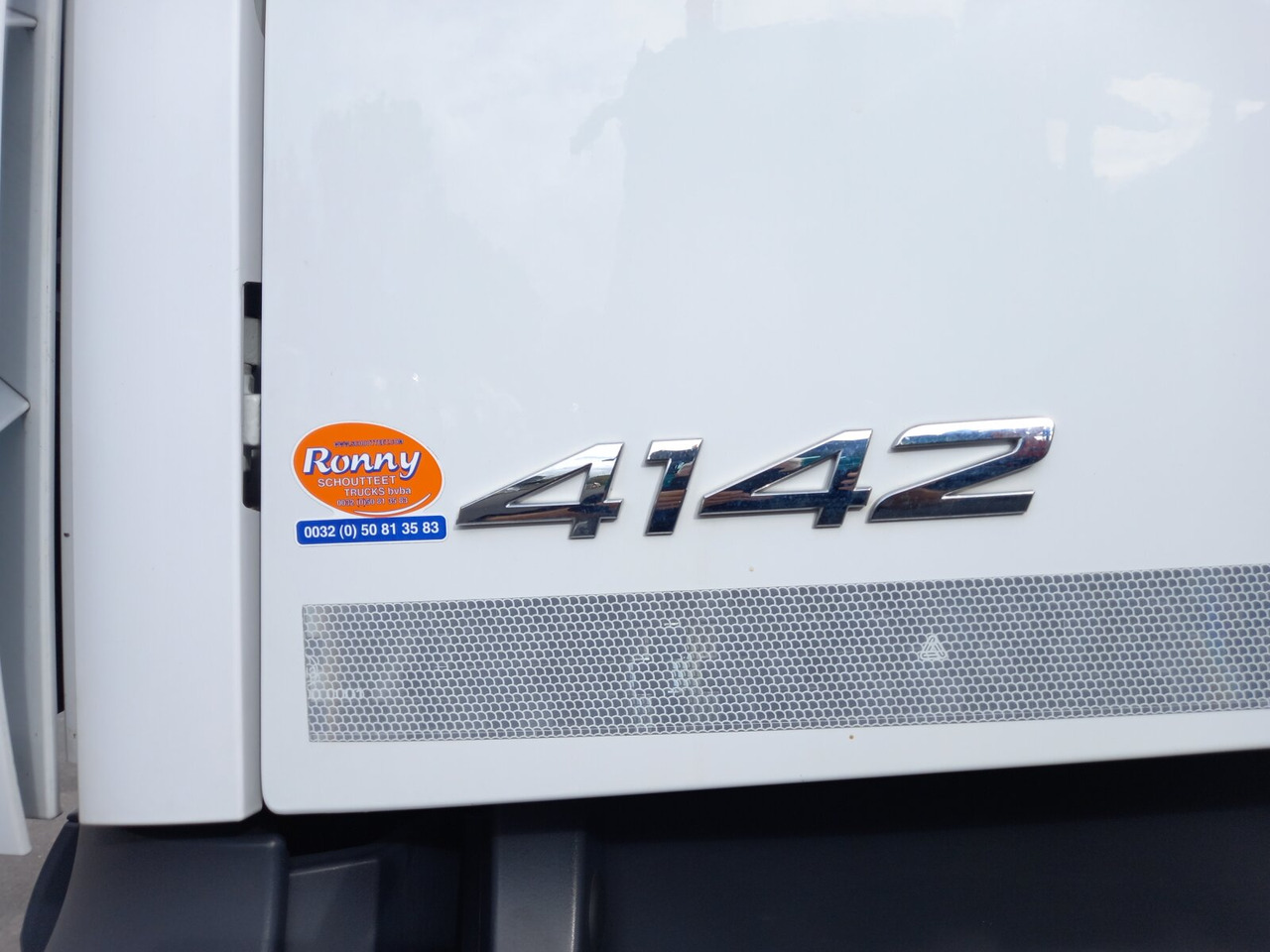 Nöörtõstukiga veoauto, Kraanaga veoauto Mercedes-Benz - AROCS 4142 K 8x4: pilt 6