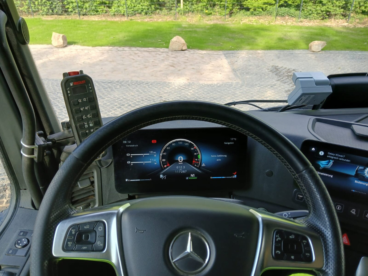Mercedes-Benz Actros 1832 L 4x2 Actros 1832 L 4x2, Navi, MultimediaCockpit, Funk - Nöörtõstukiga veoauto: pilt 5 Mercedes-Benz Actros 1832 L 4x2 Actros 1832 L 4x2, Navi, MultimediaCockpit, Funk - Nöörtõstukiga veoauto: pilt 5