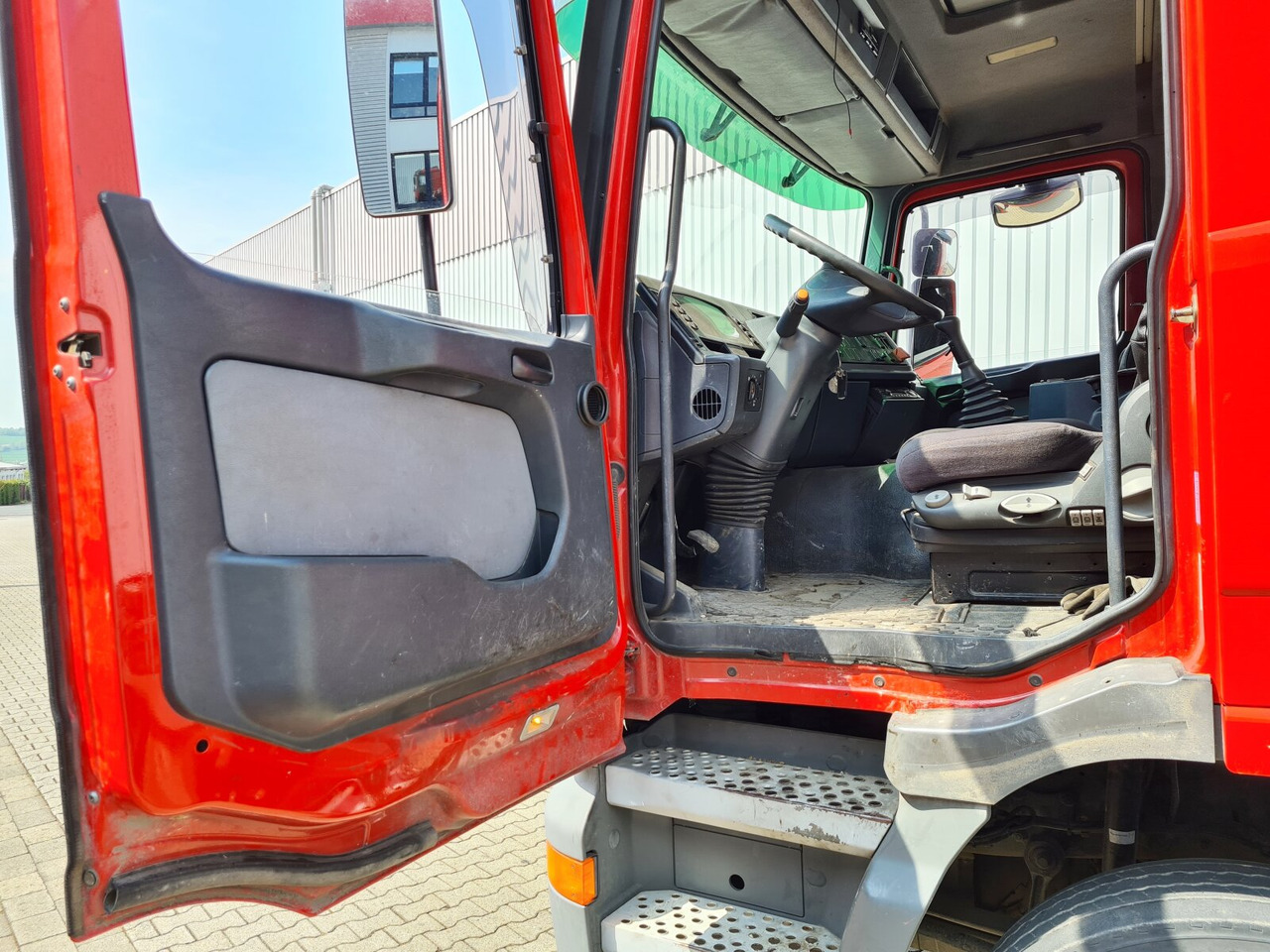 Mercedes-Benz Actros 1835 K 4x2 Actros 1835 K 4x2 - Kabiinišassiiga veoauto: pilt 2 Mercedes-Benz Actros 1835 K 4x2 Actros 1835 K 4x2 - Kabiinišassiiga veoauto: pilt 2