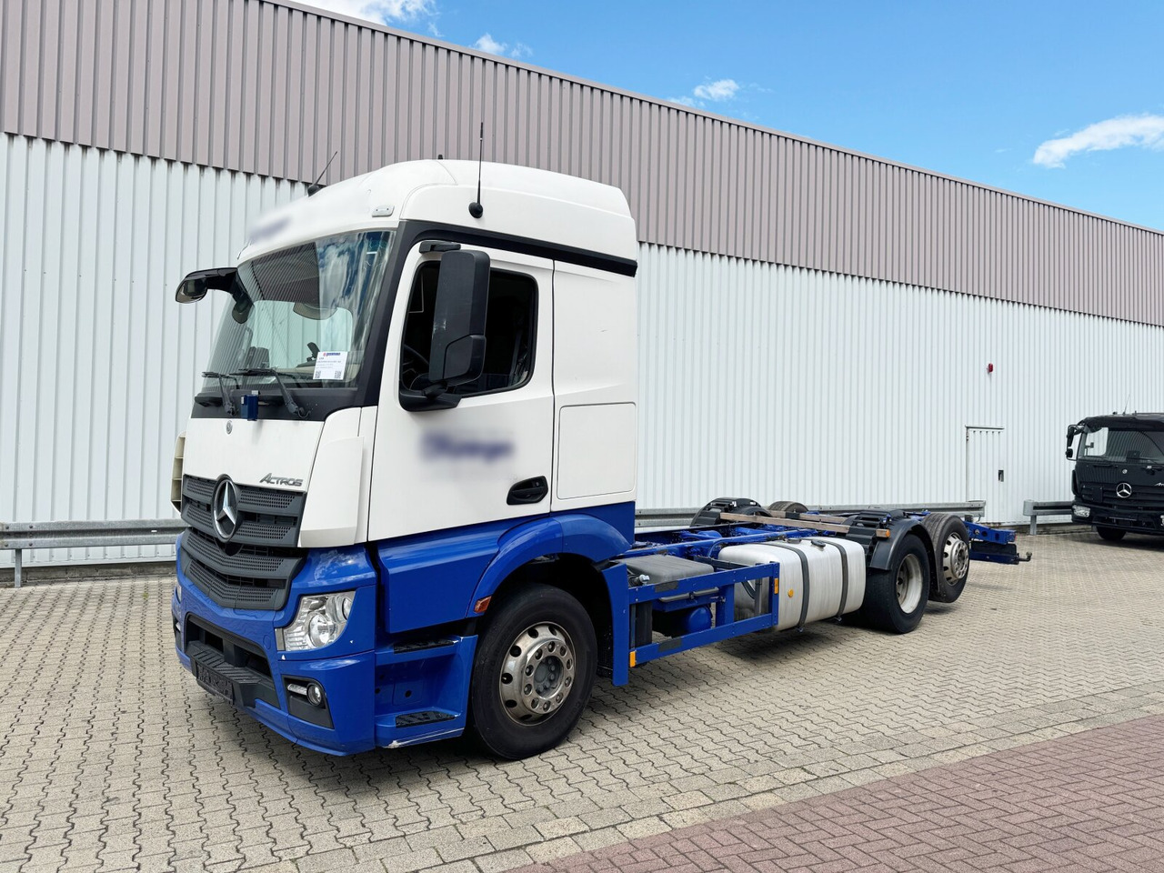 Mercedes-Benz Actros 2540 L 6x2 Actros 2540 L 6x2, Retarder, Liftachse, StreamSpace - Kabiinišassiiga veoauto: pilt 1 Mercedes-Benz Actros 2540 L 6x2 Actros 2540 L 6x2, Retarder, Liftachse, StreamSpace - Kabiinišassiiga veoauto: pilt 1