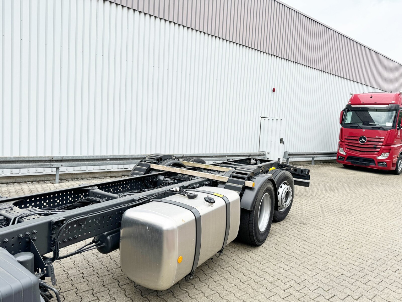 Mercedes-Benz Actros 2545 L 6x2 Actros 2545 L 6x2, Lenk-/Liftachse, StreamSpace, MultimediaCockpit liising Mercedes-Benz Actros 2545 L 6x2 Actros 2545 L 6x2, Lenk-/Liftachse, StreamSpace, MultimediaCockpit: pilt 13