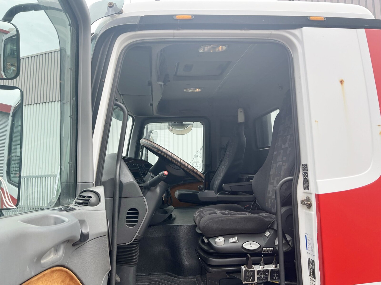 Mercedes-Benz Actros 2546 L 6x2 Actros 2546 L 6x2/48, Lift-/Lenkachse, RK 20.70 bis 7 m Container - Konkstõstukiga veoauto: pilt 2 Mercedes-Benz Actros 2546 L 6x2 Actros 2546 L 6x2/48, Lift-/Lenkachse, RK 20.70 bis 7 m Container - Konkstõstukiga veoauto: pilt 2