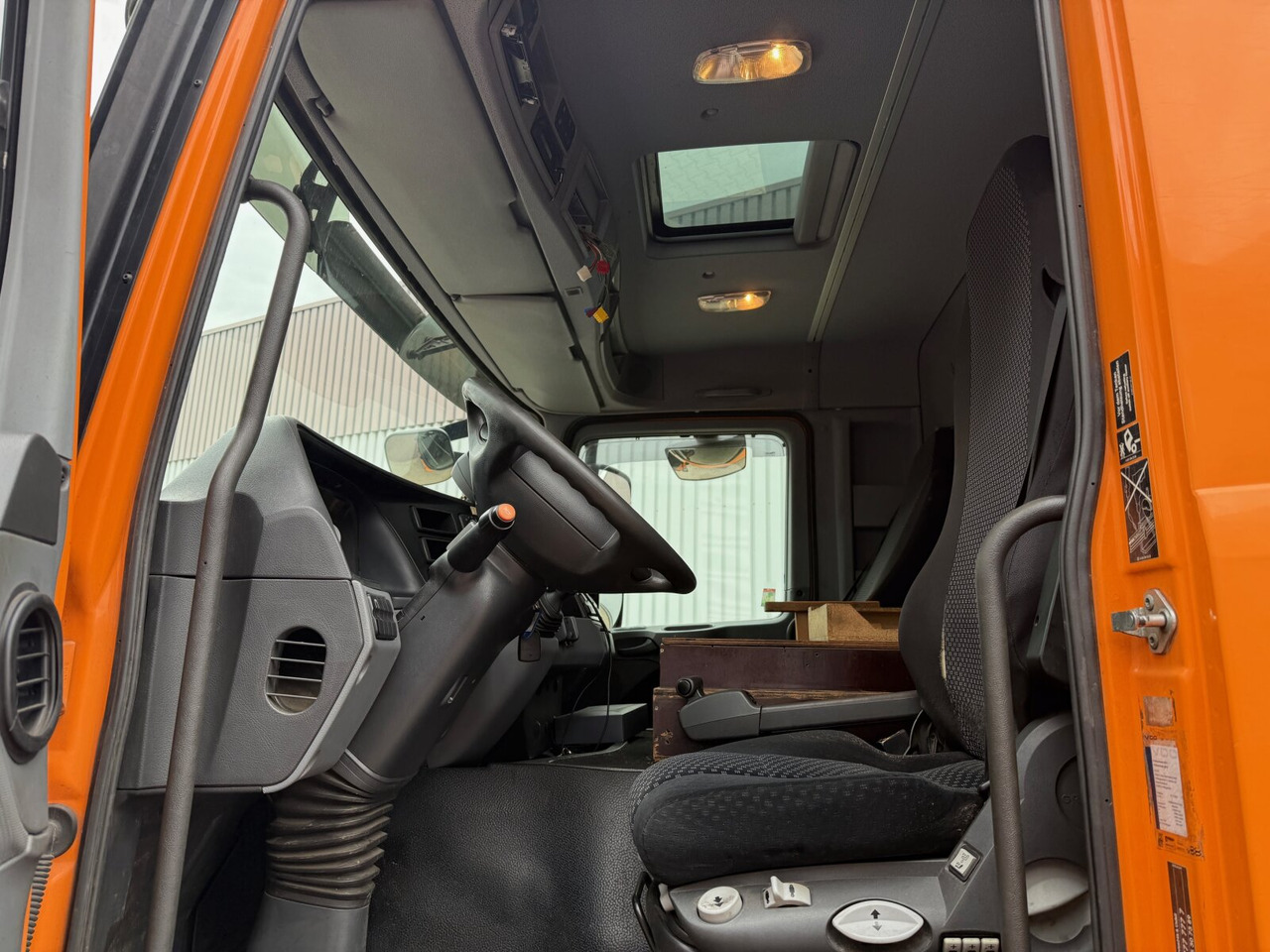 Mercedes-Benz Actros 2641/48 L 6x4 Actros 2641/48 L 6x4, Seilabroller, Haller Lotos, Zöller Schüttung - Prügiauto: pilt 2 Mercedes-Benz Actros 2641/48 L 6x4 Actros 2641/48 L 6x4, Seilabroller, Haller Lotos, Zöller Schüttung - Prügiauto: pilt 2
