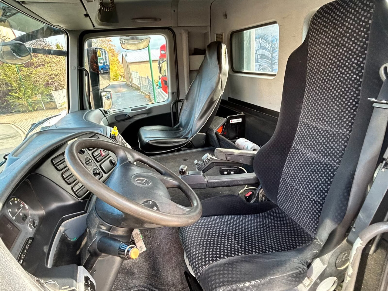 Mercedes-Benz Actros 2644 L 6x4 Actros 2644 L 6x4 - Kabiinišassiiga veoauto: pilt 3 Mercedes-Benz Actros 2644 L 6x4 Actros 2644 L 6x4 - Kabiinišassiiga veoauto: pilt 3