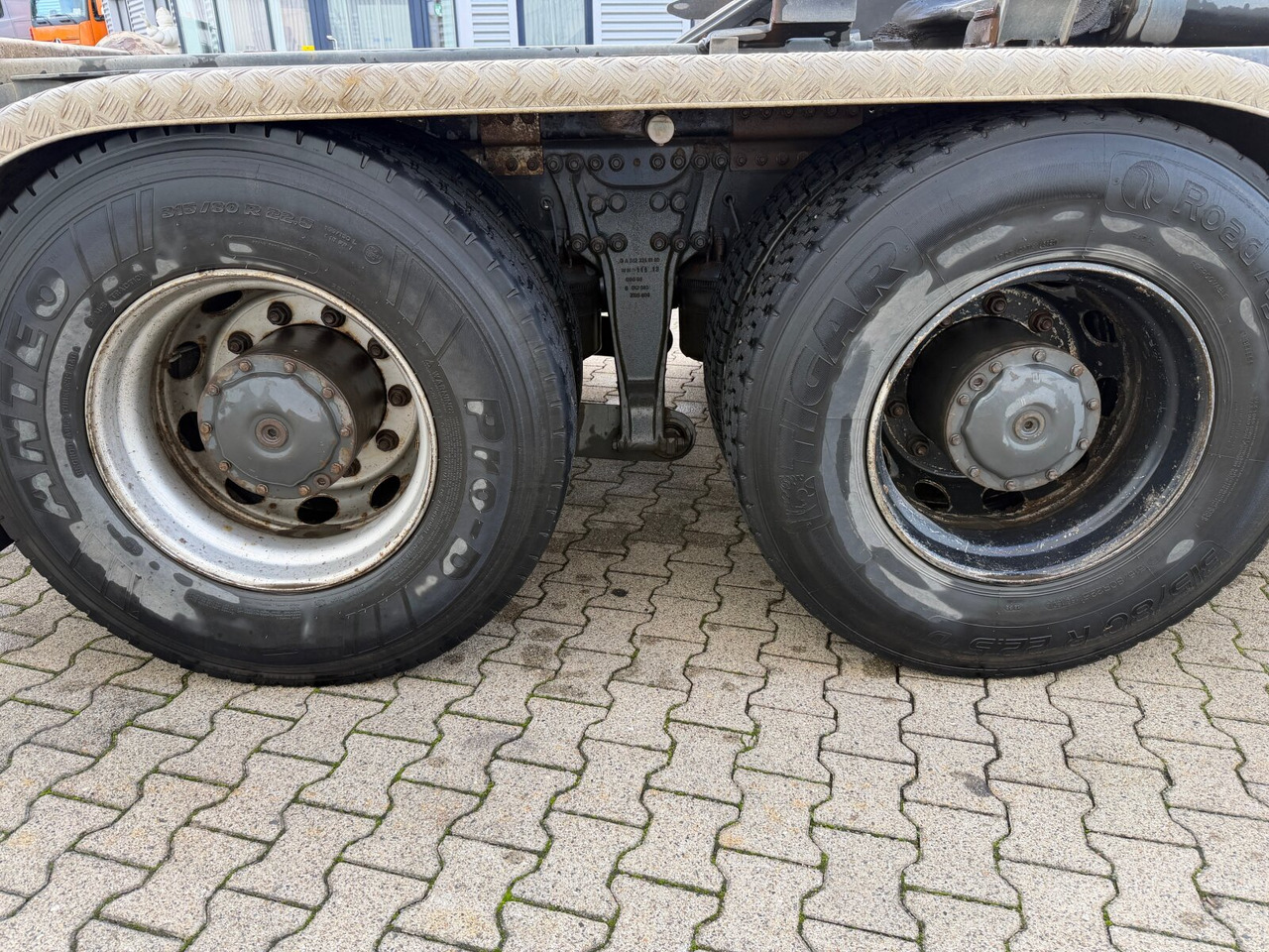 Mercedes-Benz Actros 2644 L 6x4 Actros 2644 L 6x4 - Kabiinišassiiga veoauto: pilt 5 Mercedes-Benz Actros 2644 L 6x4 Actros 2644 L 6x4 - Kabiinišassiiga veoauto: pilt 5